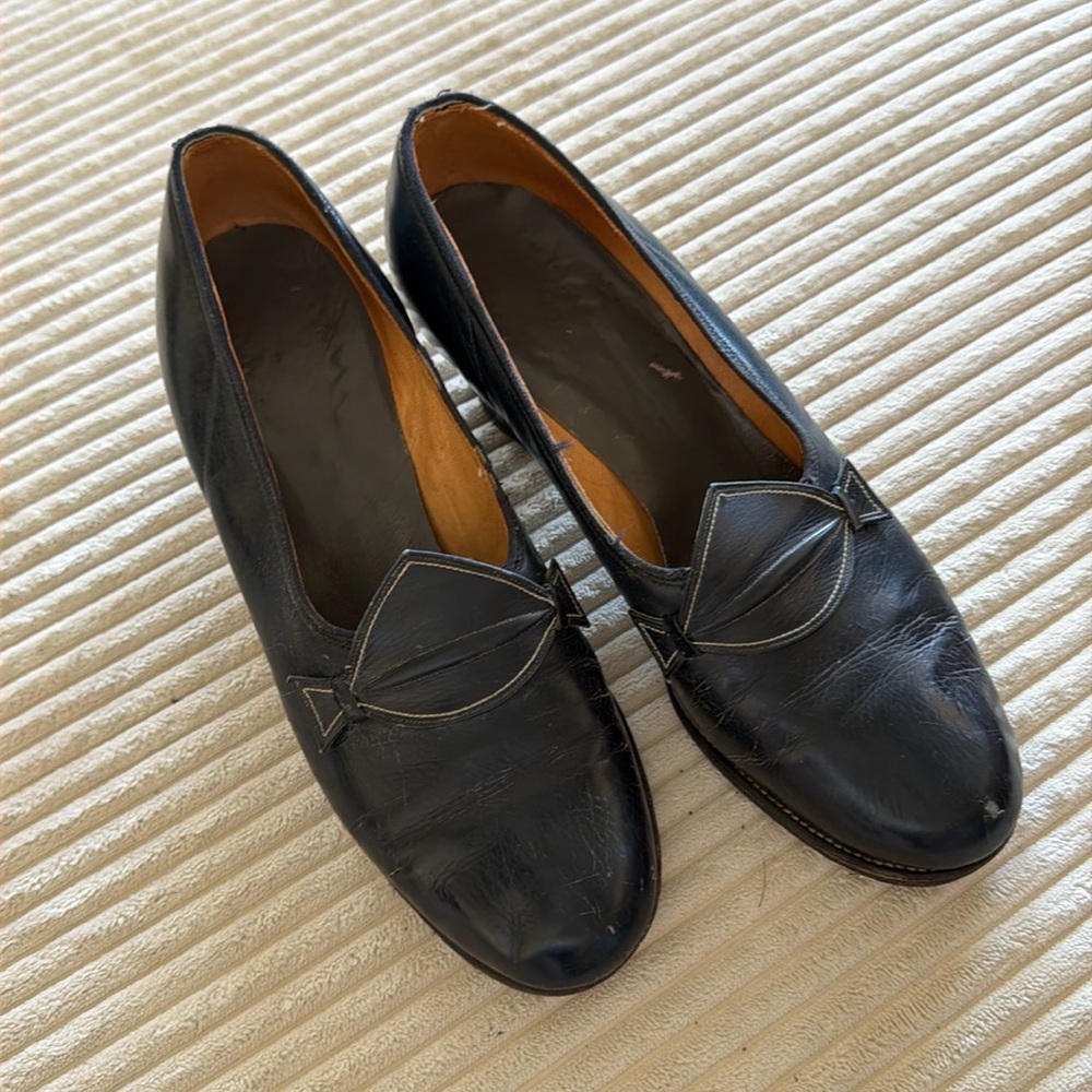 Navy 1940s Heels